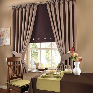 Pelmet curtain