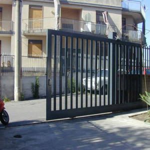 Sliding Gate