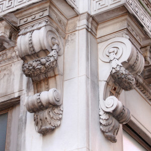 Wall bracket / Console / Corbel